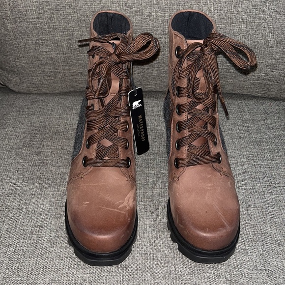 SOREL Lexie Wedge-Heel Leather Boots Brown
Size 5 - Picture 3 of 10